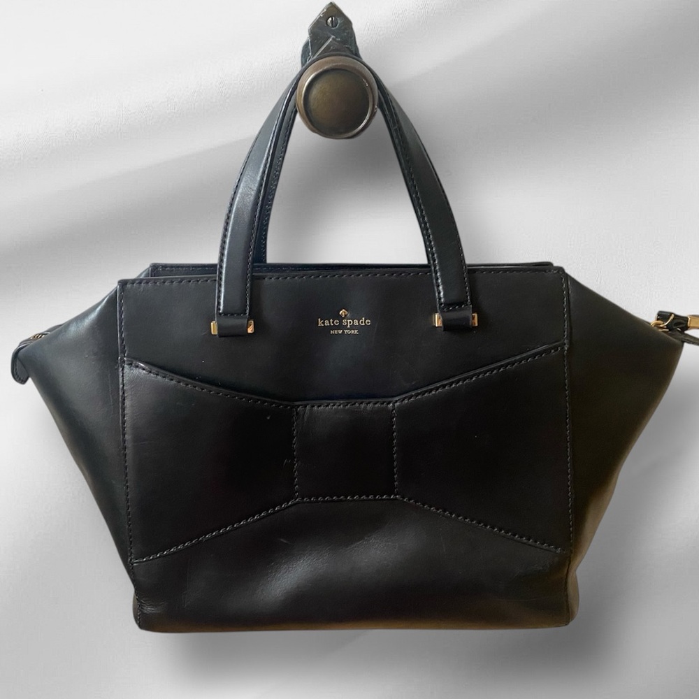 Kate Spade New York Beau Shopper Tote Handbag.